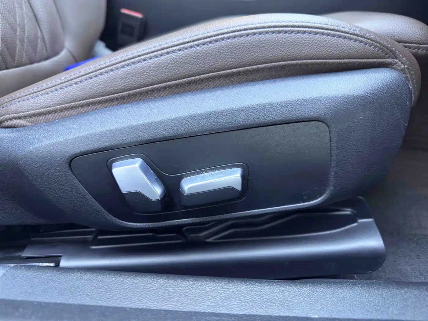 BMW 3 Series 2022 320i Sport Package фото 17