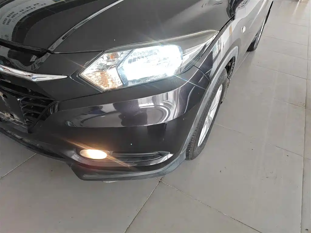 صورة 24 - Honda Vezel