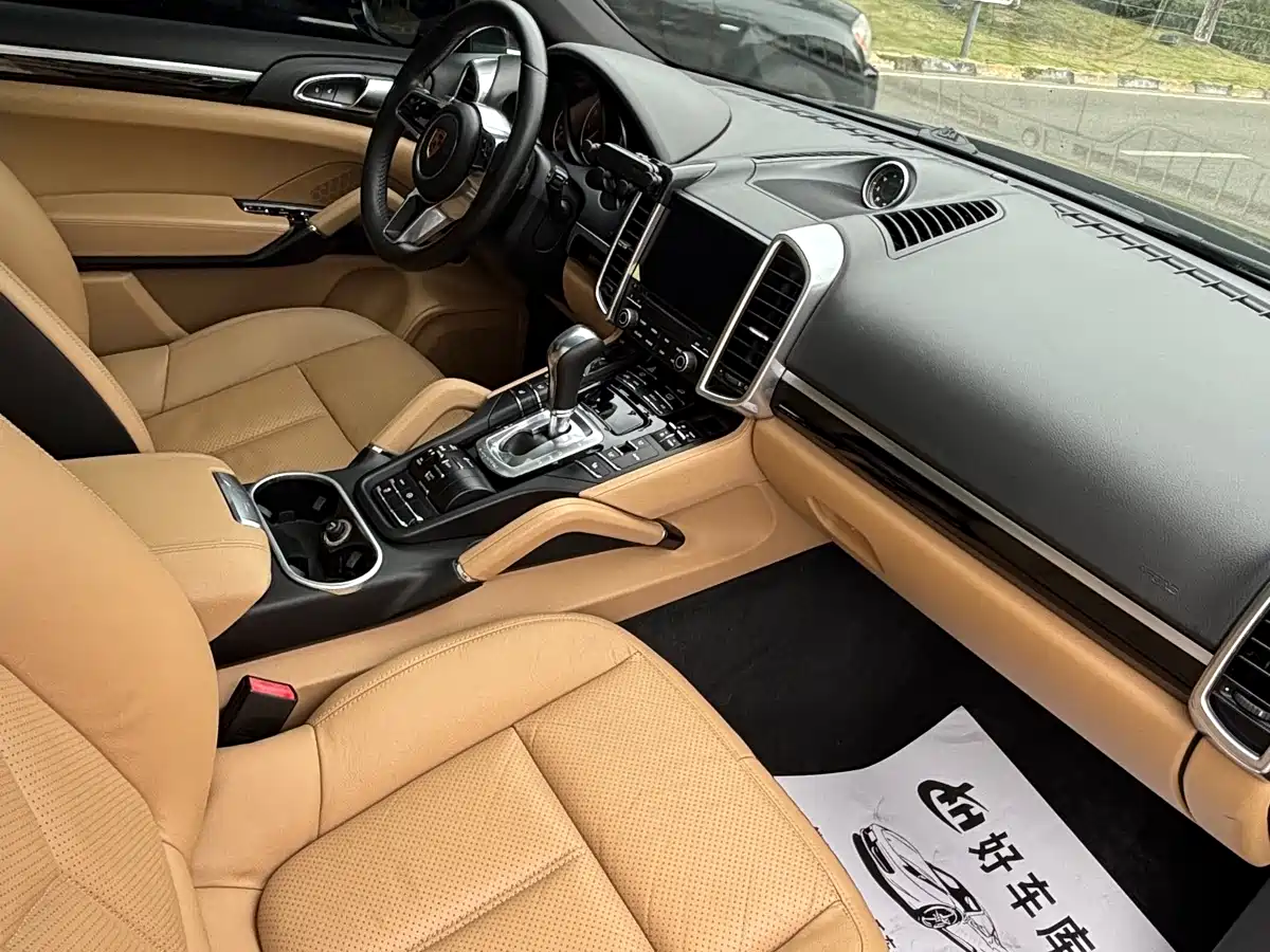 Porsche Cayenne 2016 Cayenne 3.0T фото 15