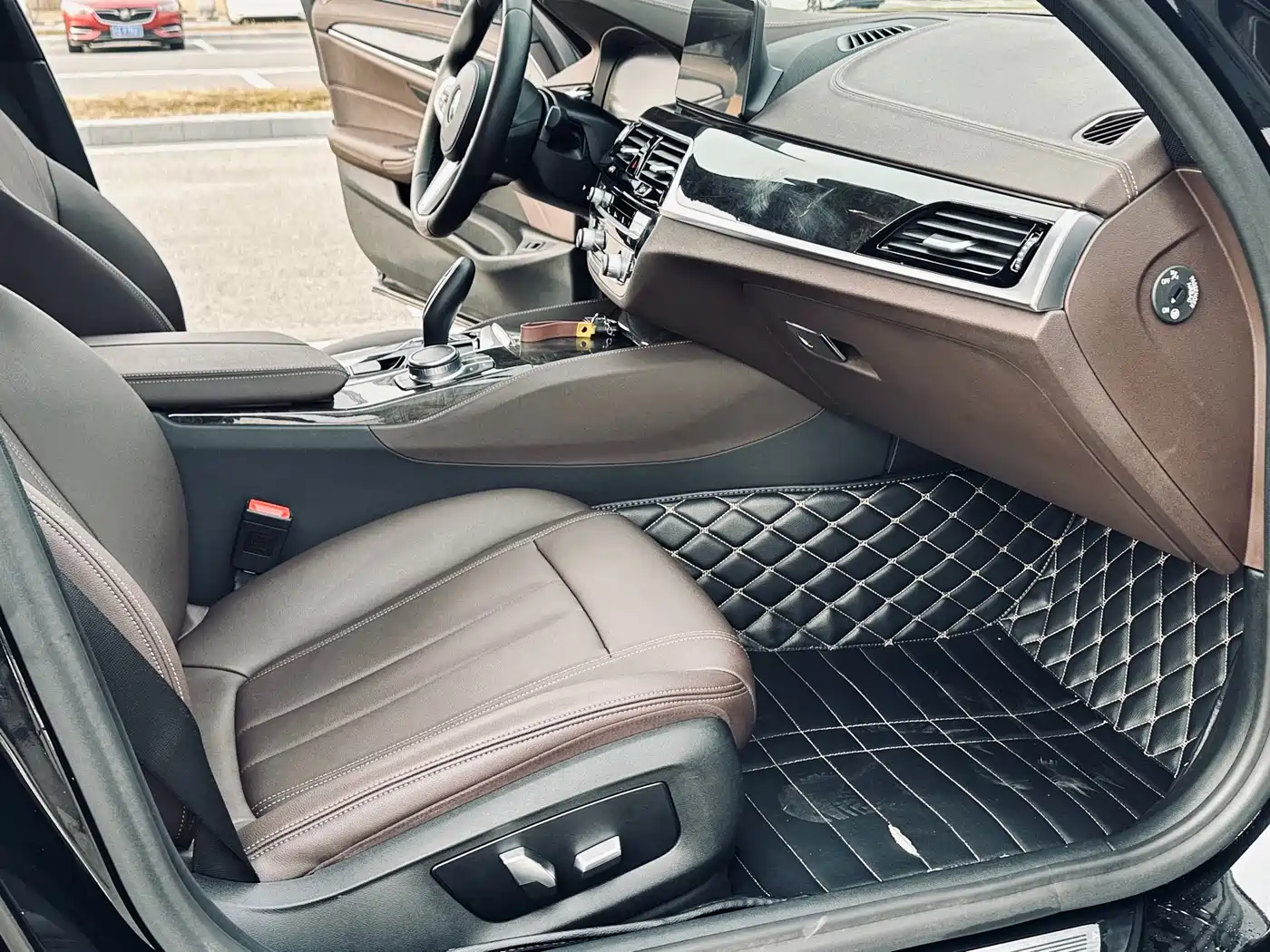 BMW 5 Series 2020 525Li M Sport Package фото 7