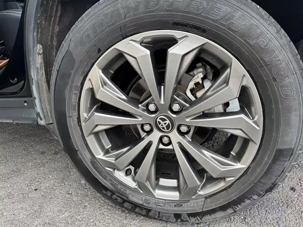 Toyota RAV4 Rongfang 2023 2.0L CVT 4WD Adventure Edition фото 18
