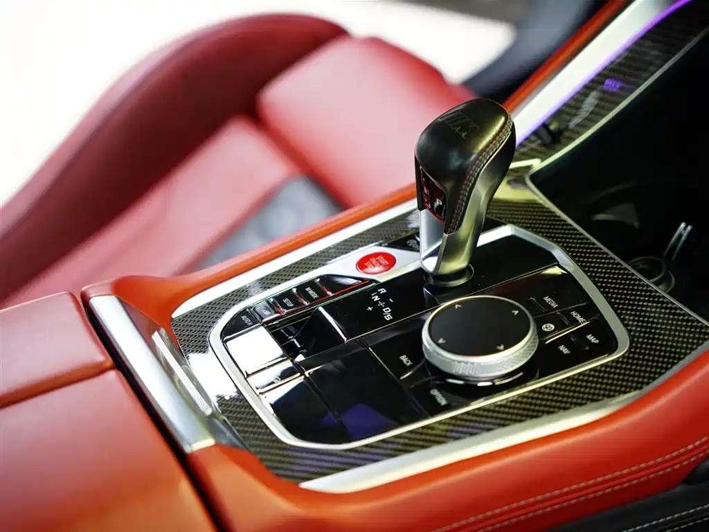 BMW X6 M 2022 X6 M фото 46