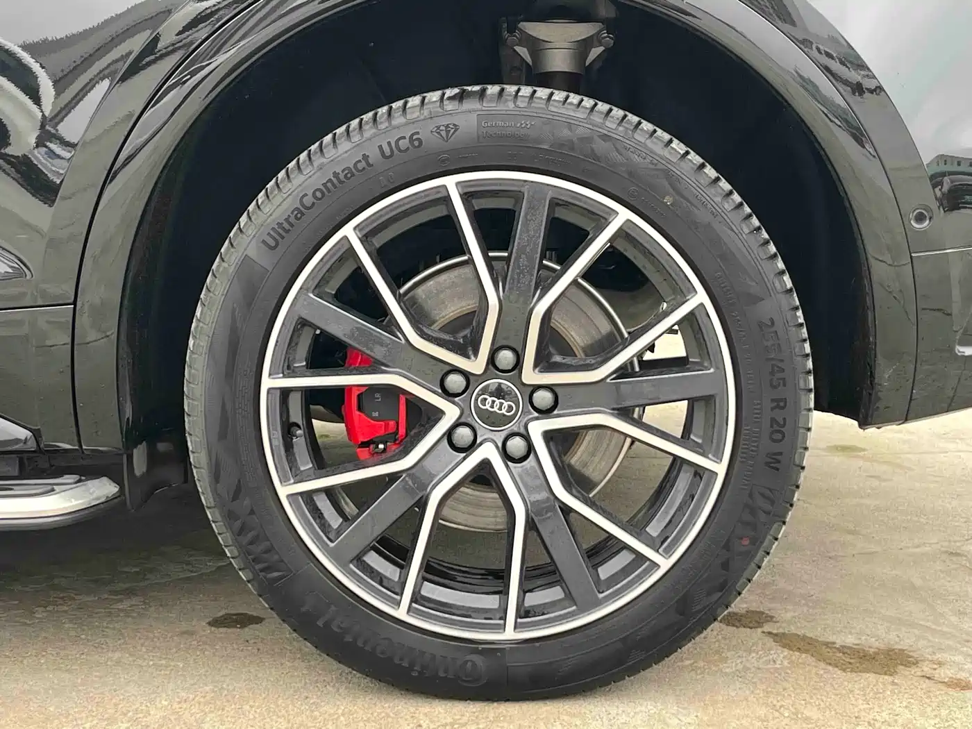Audi Q5L 2025 45th Anniversary Edition 45 TFSI Premium Sport фото 7