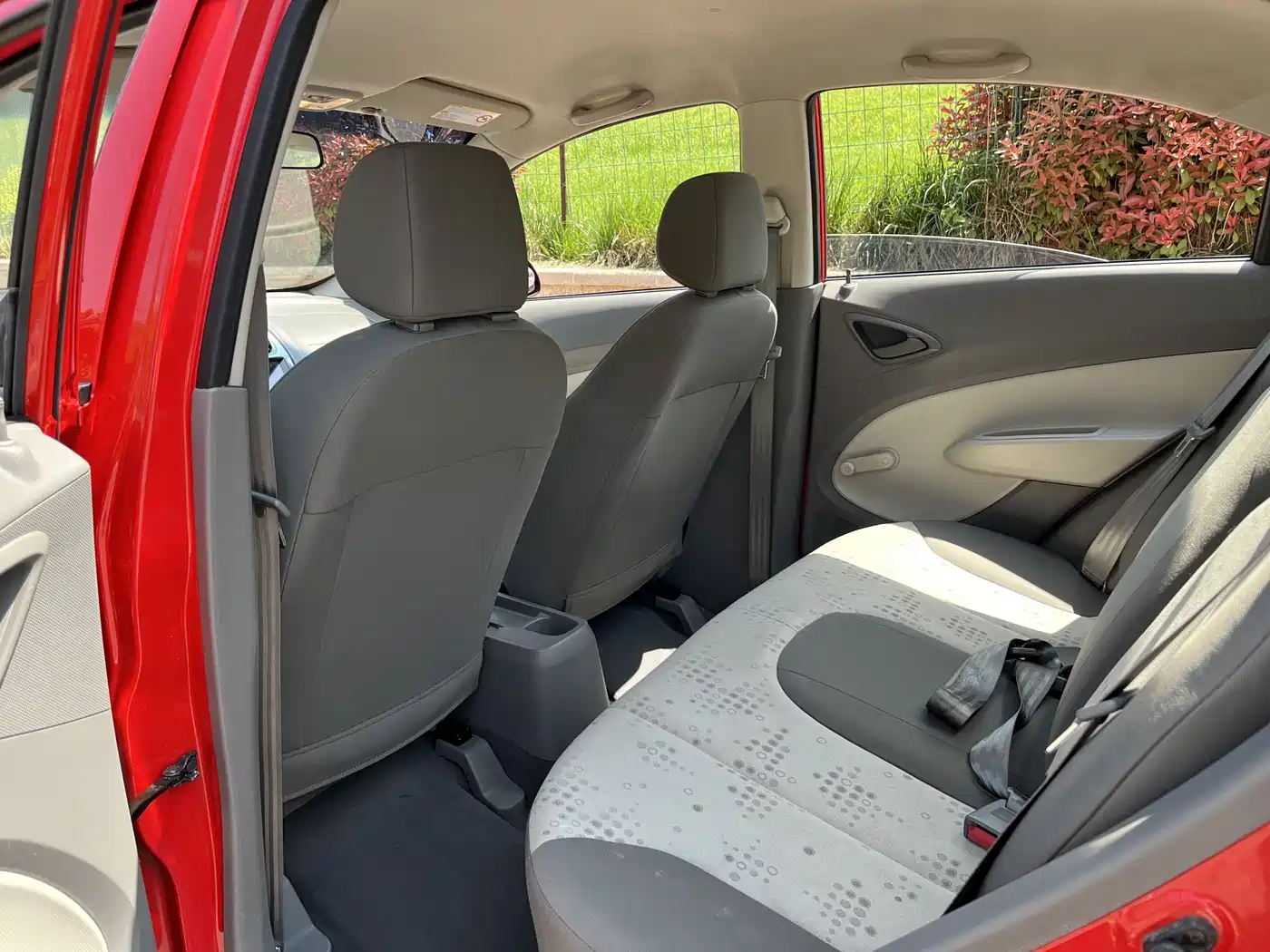 Chevrolet Sail 2013 Sedan 1.2L Manual Fashion Happiness Edition фото 20