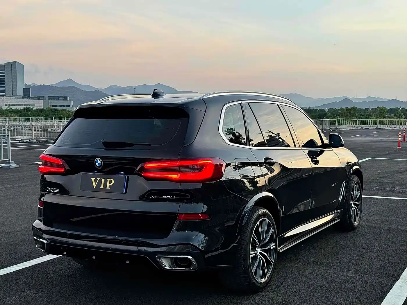 BMW X5 2022 xDrive 30Li M Sport Package фото 9