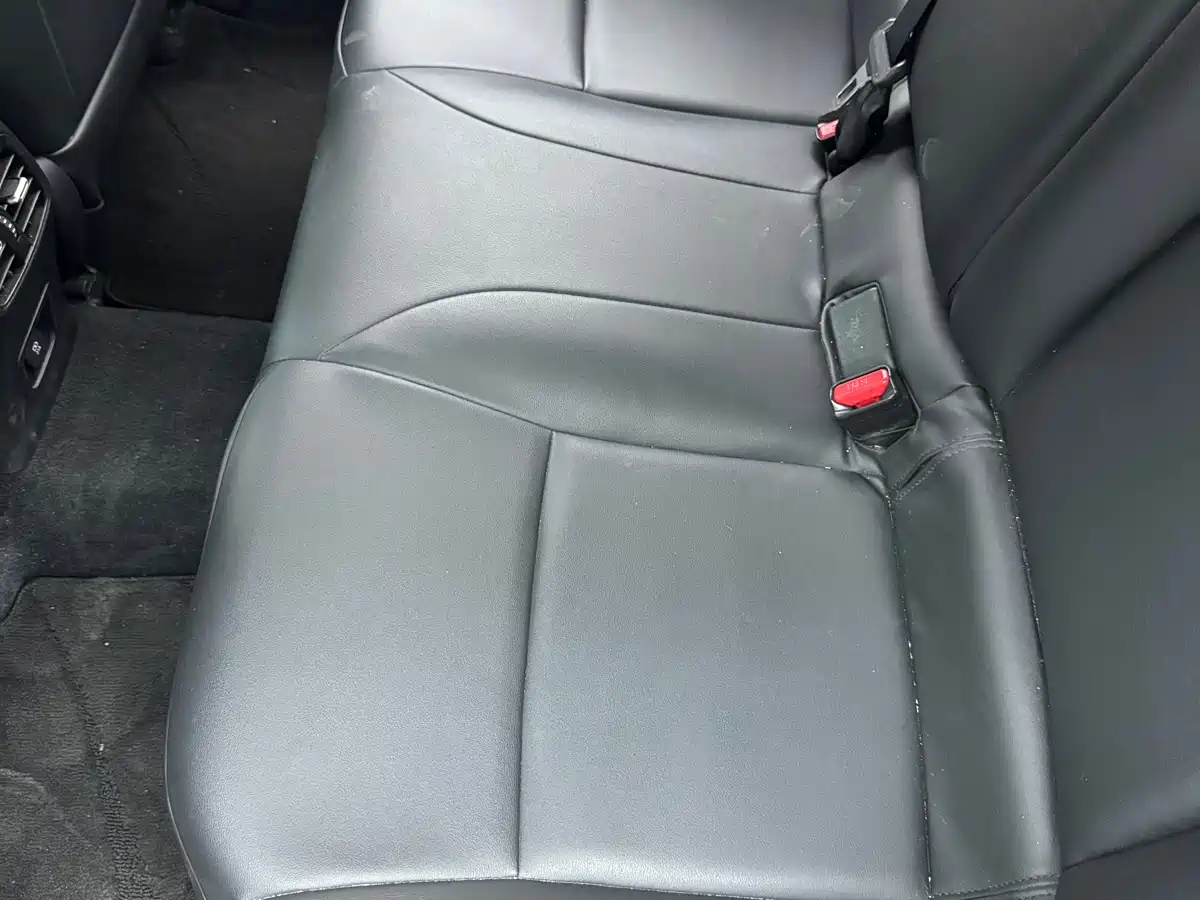 Toyota Levin 2022 185T CVT Luxury Edition фото 13