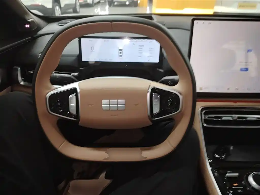 Geely Galaxy Galaxy A7 2025 EM-i фото 11