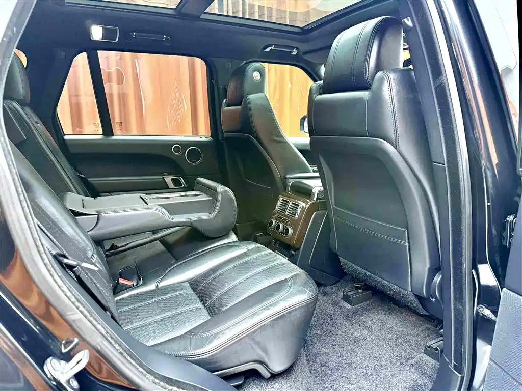 Фото 8 - Land Rover Range Rover