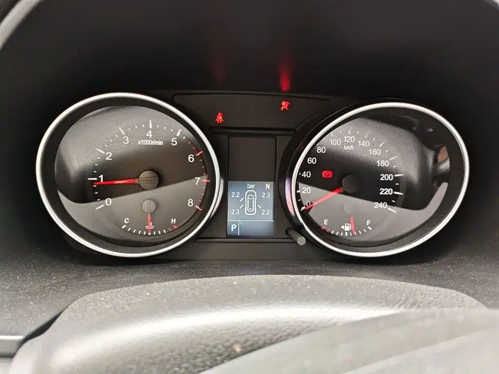 Haval M6 2021 PLUS 1.5T DCT Elite Smart Connect фото 4