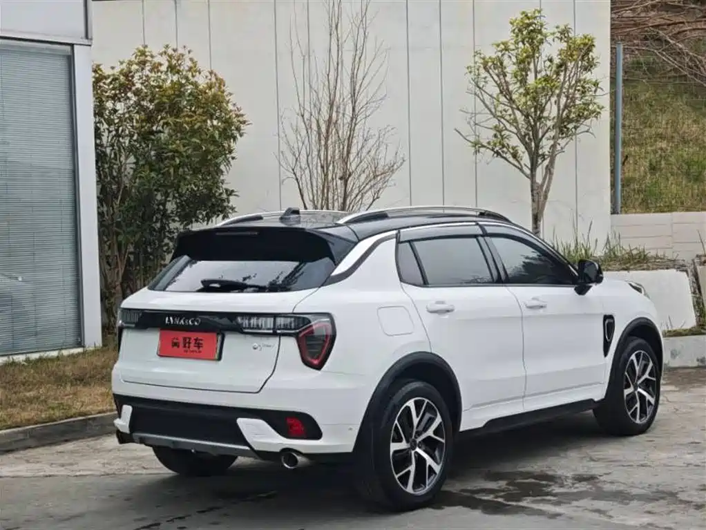 Lynk & Co 01 EM-P 2018 1.5T PHEV Jin Pro China V фото 4