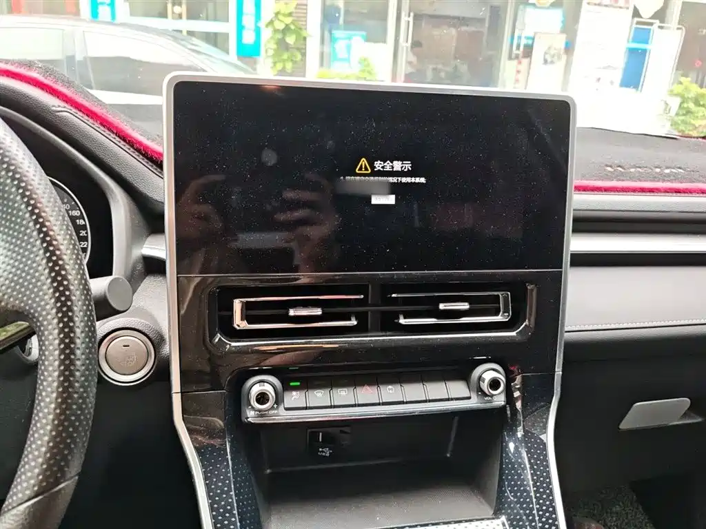 Haval M6 2021 PLUS 1.5T DCT Elite Smart Connect фото 6