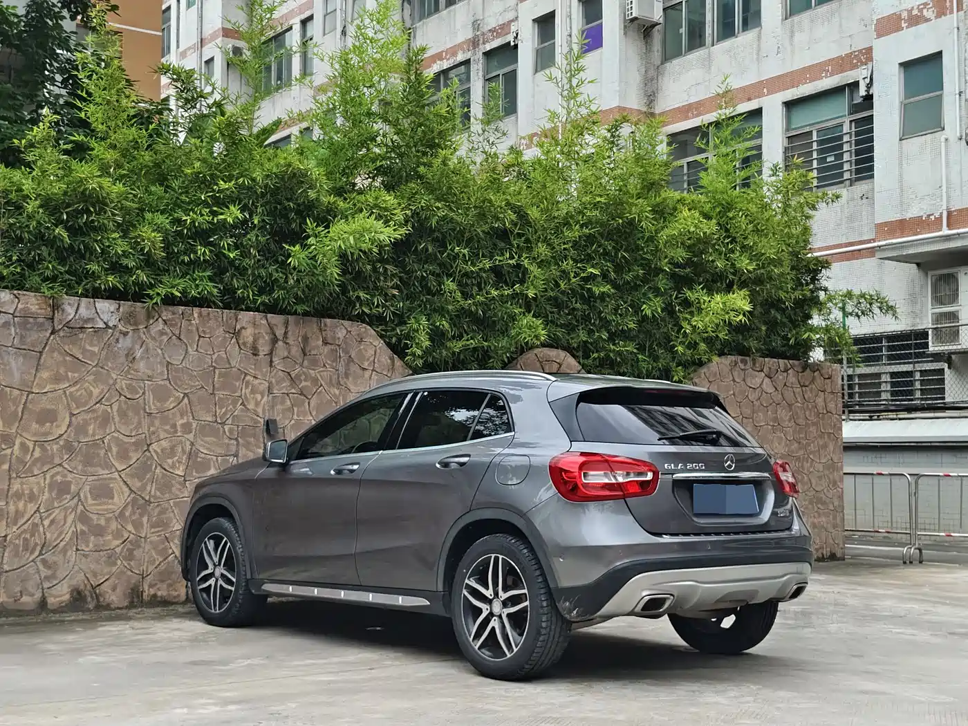 Mercedes-Benz GLA 2016 GLA 200 Dynamic фото 4