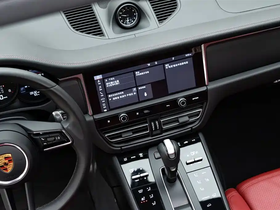 Porsche Macan 2023 Macan 2.0T фото 12