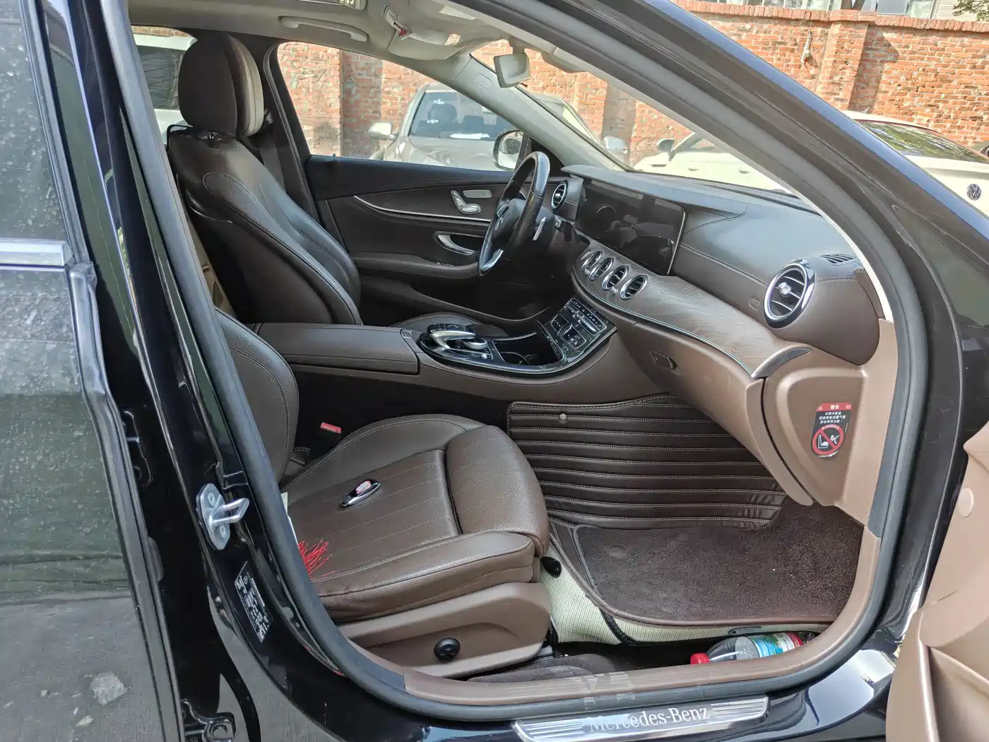 Mercedes-Benz E-Class 2016 E 200 L фото 11