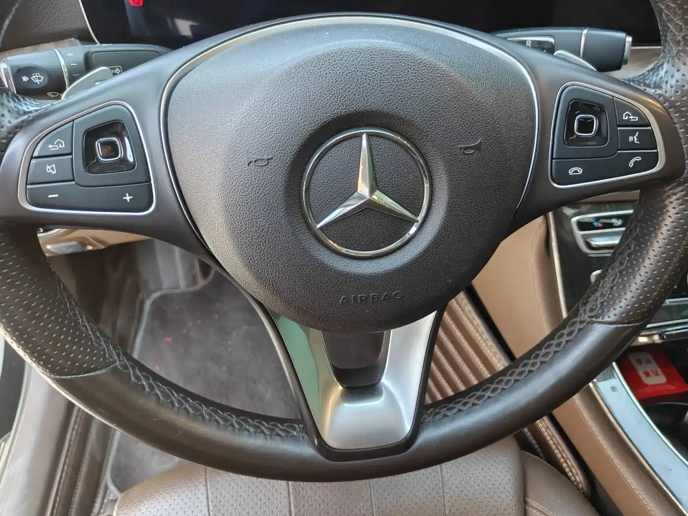 Mercedes-Benz E-Class 2016 E 200 L фото 5