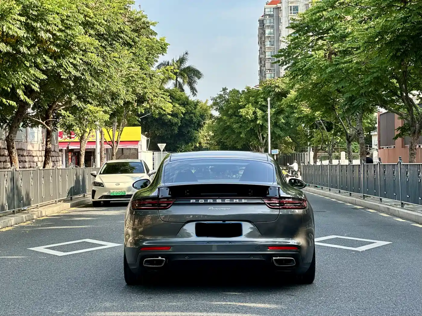 Porsche Panamera 2017 Panamera 3.0T фото 8