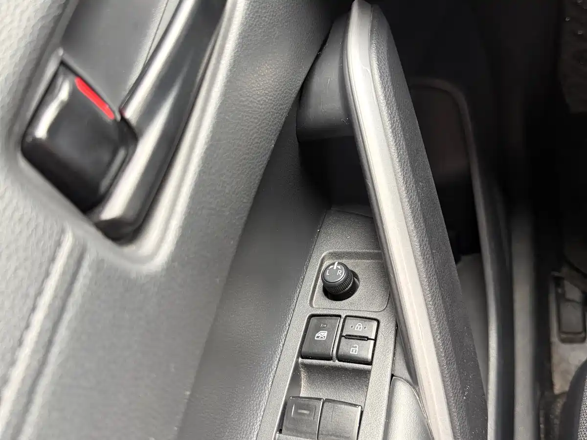 Toyota Frontlander 2024 2.0L CVT Elite Edition фото 13