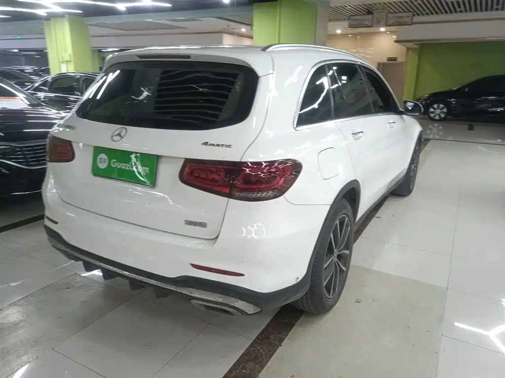 Mercedes-Benz GLC 2022 Facelift GLC 260 L 4MATIC Luxury Model фото 5