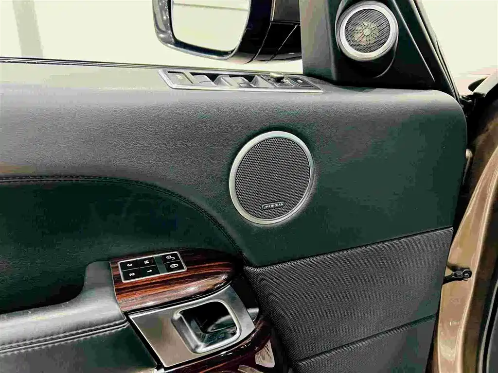 Land Rover Range Rover 2013 NA 5.0 V8 Vogue SE фото 21