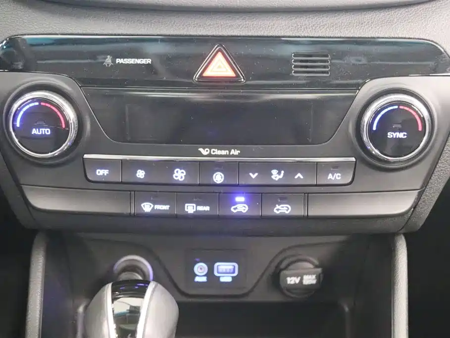 Hyundai Tucson 2015 1.6T Dual Clutch 2WD Smart фото 9