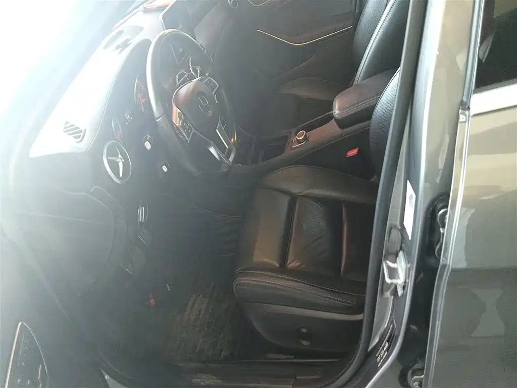 Mercedes-Benz GLA 2016 GLA 260 4MATIC Sport фото 15