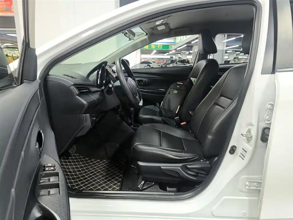Toyota YARiS L Zhi Xuan 2019 1.5E CVT MeiDong Edition China VI фото 16