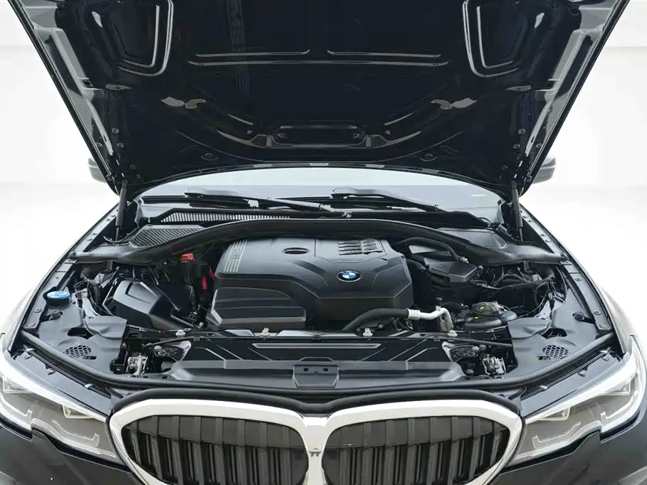 BMW 3 Series 2022 Facelift 325Li xDrive M Sport Package фото 7