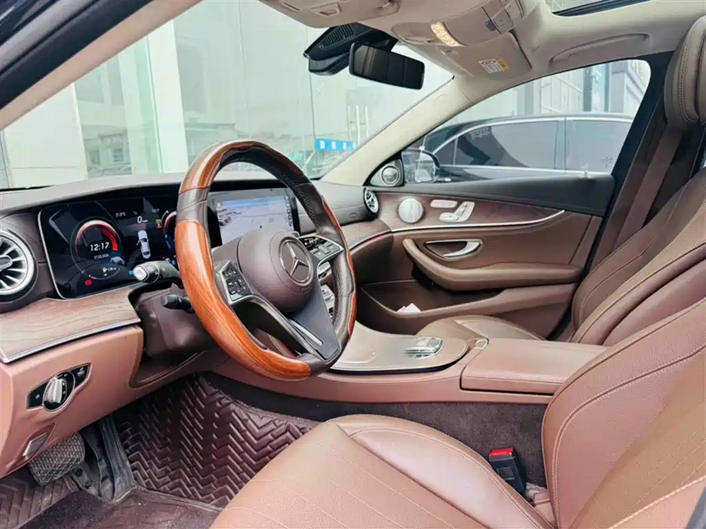 Mercedes-Benz E-Class 2023 E 300 L Luxury фото 20