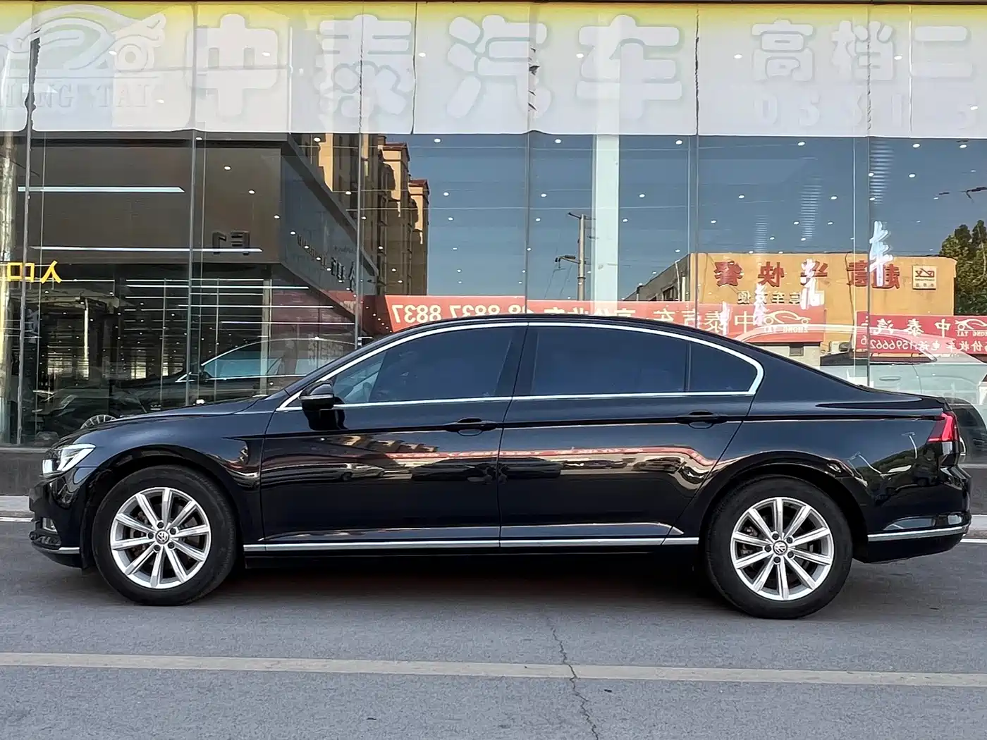 Volkswagen Magotan 2019 330TSI DSG Leading China VI фото 3