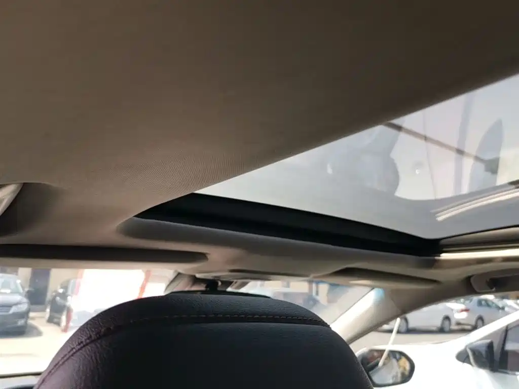Toyota Camry 2019 2.5G Luxury (China V) фото 17