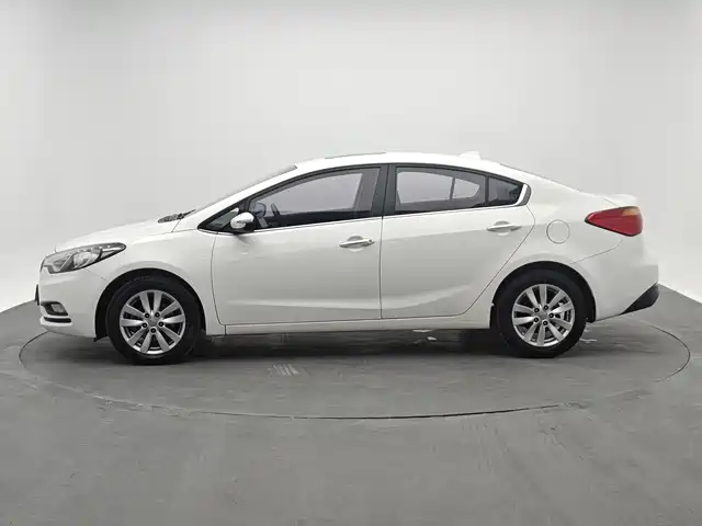 Kia K3 2015 1.6L Manual GLS фото 3