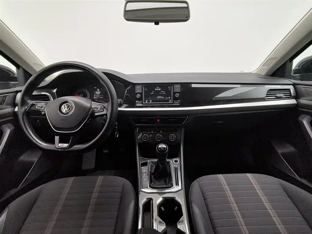 Volkswagen Lavida 2019 1.5L Manual Comfort Edition China VI фото 5