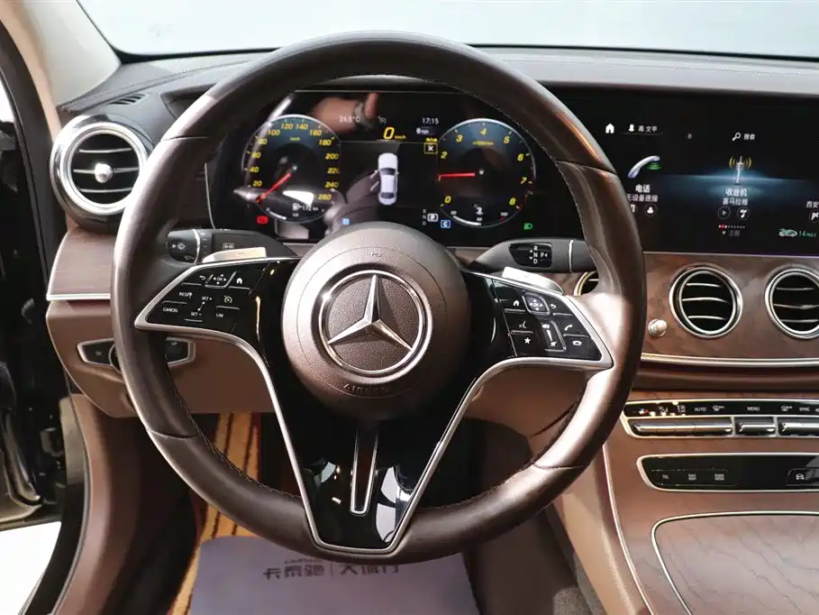 Mercedes-Benz E-Class 2023 E 300 L Fashion фото 16