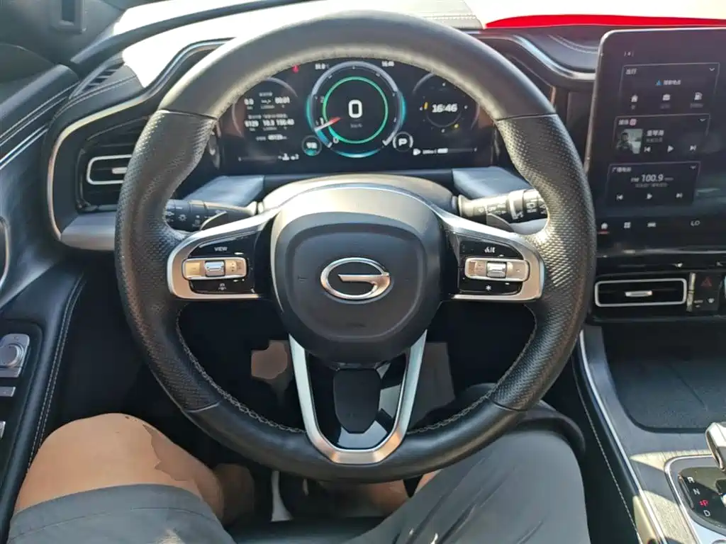 GAC Trumpchi Trumpchi GS8 2022 Pilot Series 2.0TGDI 2WD Premium Edition (7-Seater) фото 11