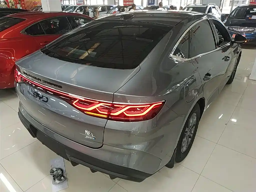 BYD Qin L 2025 DM-i Smart Drive Edition 80KM Leading фото 7