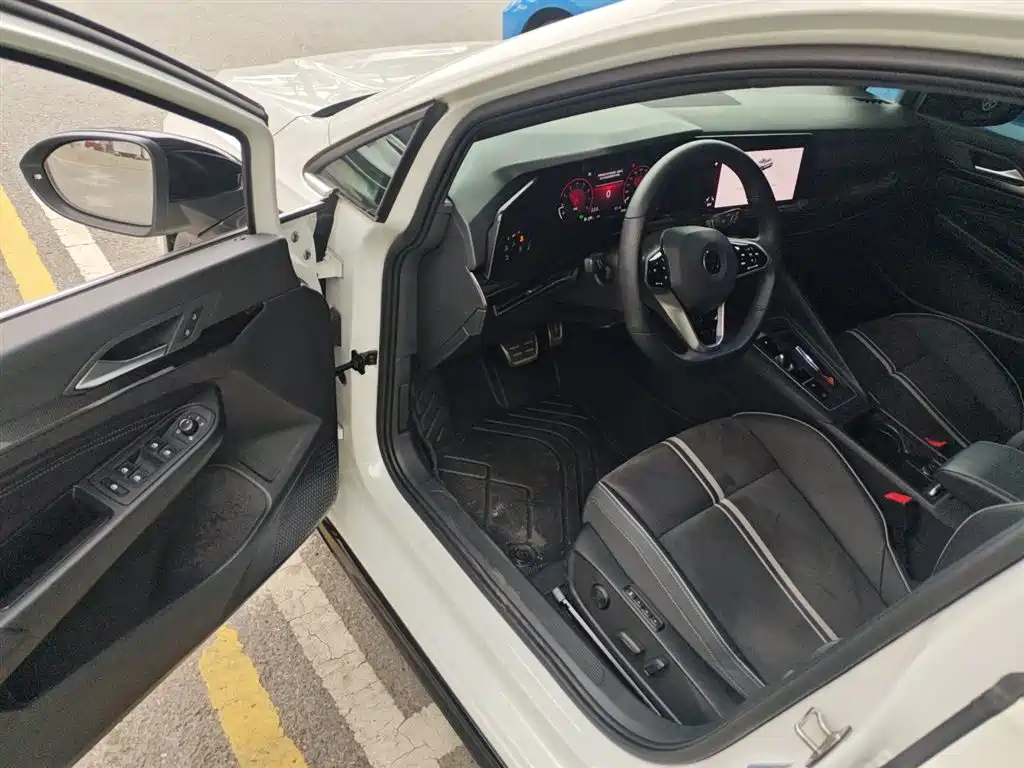 Volkswagen Golf 2023 Facelift 280TSI DSG R-Line Lite фото 16
