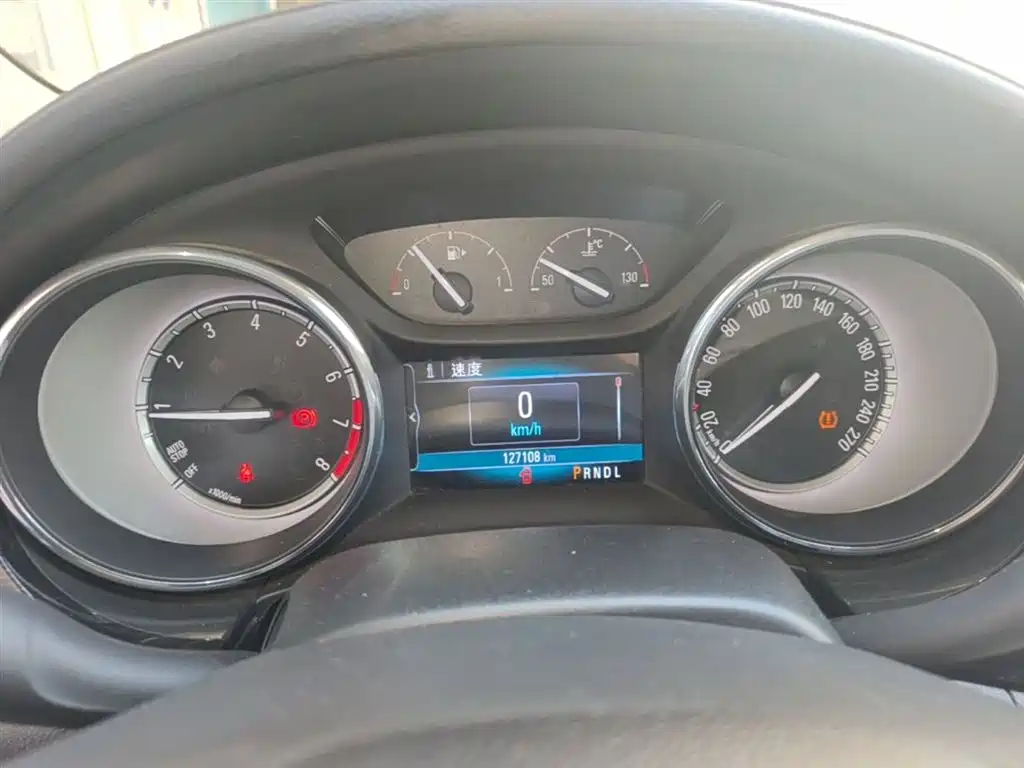 Buick Verano 2017 Sedan 20T DCT Leading фото 12