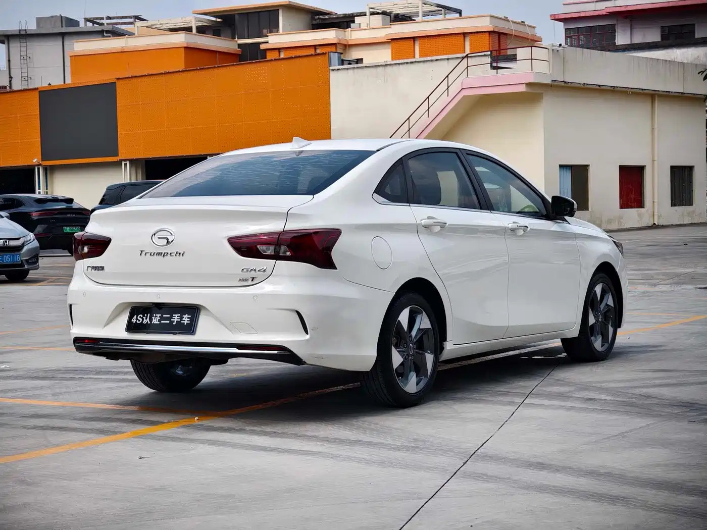 GAC Trumpchi Trumpchi GA4 2018 200T Automatic Exclusive фото 4