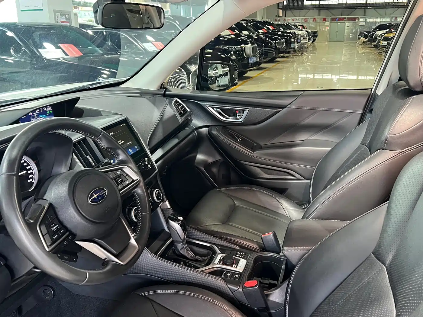 Subaru Forester 2019 2.0i Luxury Edition EyeSight фото 16