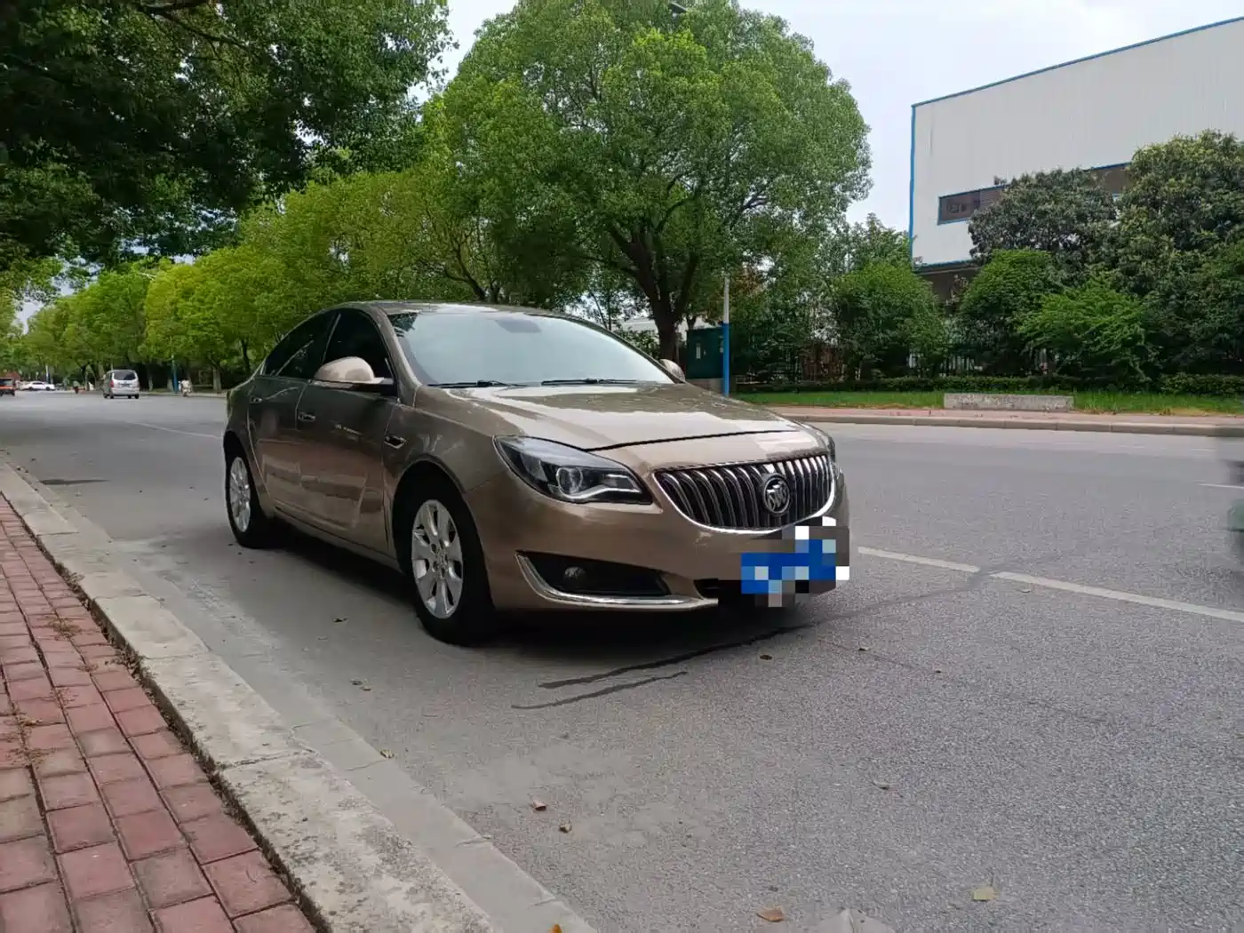 Buick Regal 2015 1.6T Elite Tech Edition фото 2