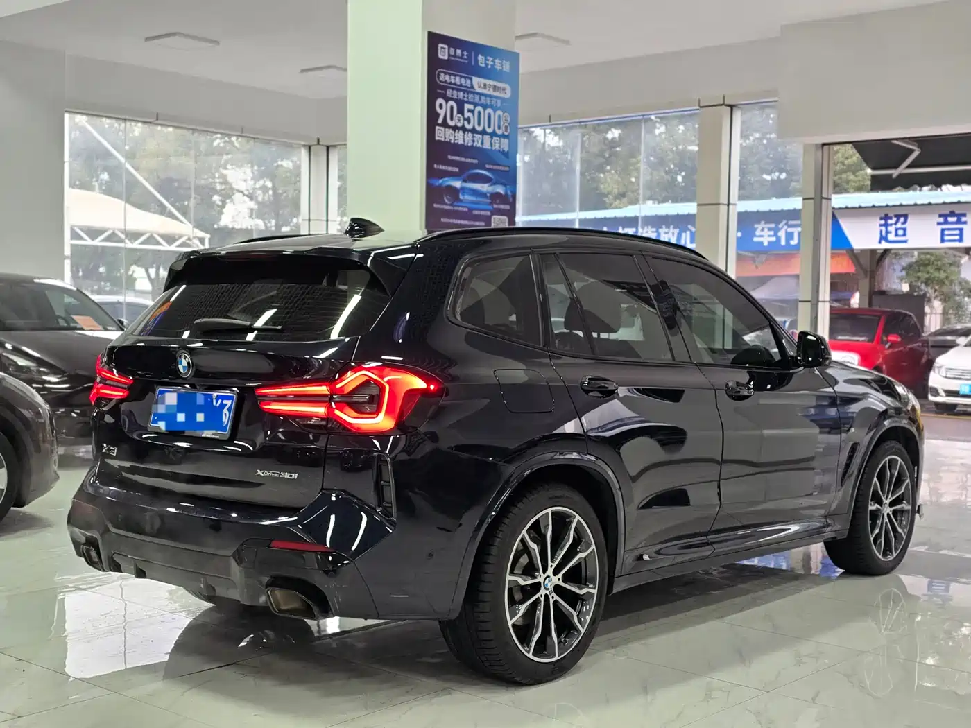 BMW X3 2022 xDrive30i Leading M Night Package фото 12