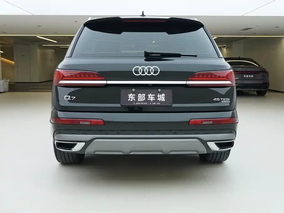 Audi Q7 2023 45 TFSI quattro S line Sport фото 4