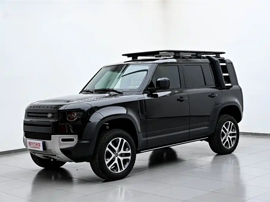 Land Rover Defender 2024 110 3.0T P400 Dark Special Edition фото 2