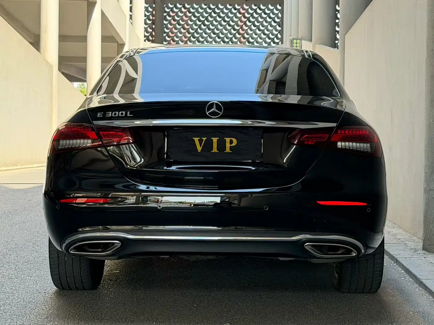 Mercedes-Benz E-Class 2023 E 300 L Luxury фото 4