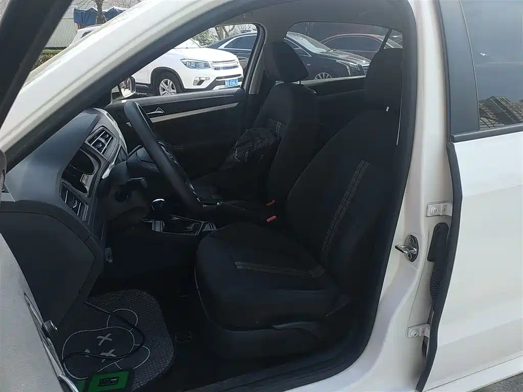 Volkswagen Lavida 2019 Lavida Start 1.5L Auto Trend (China VI) фото 11