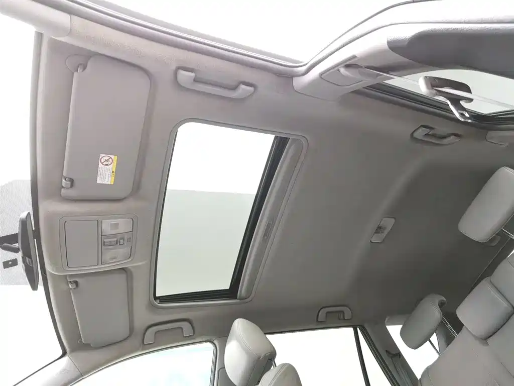 Toyota RAV4 Rongfang 2009 2.4L Automatic Luxury Edition фото 14