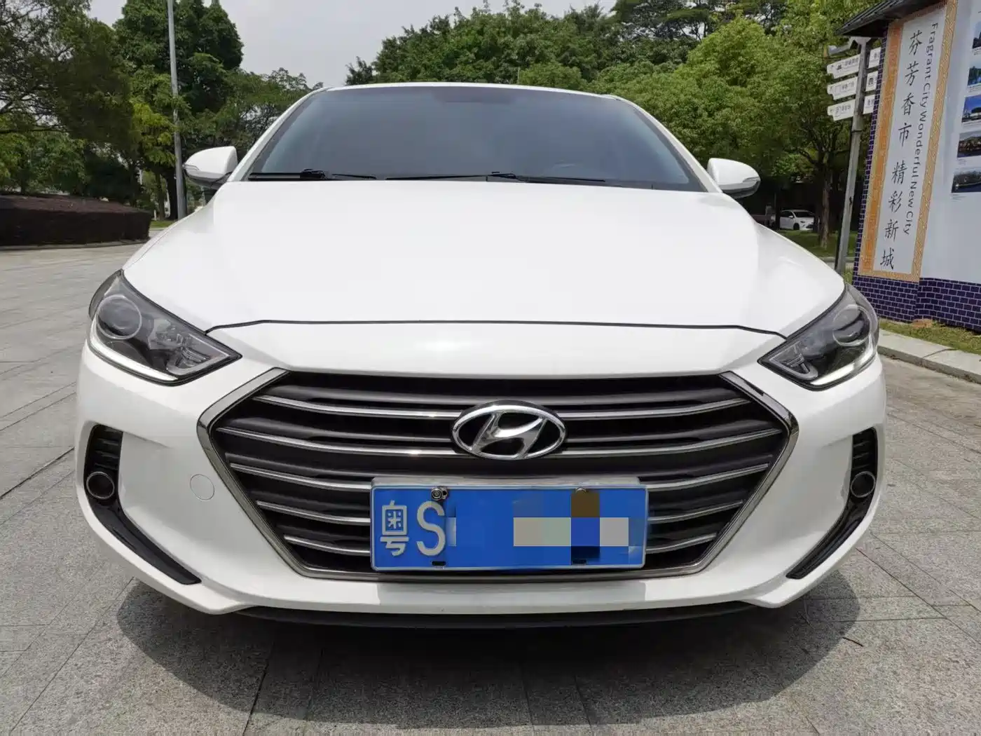 Hyundai Elantra 2016 Model 1.6L Automatic Smart Elite фото 2