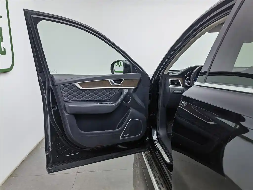 Hongqi HS7 2019 3.0T Automatic 4WD Smart Connection Flag Enjoy Edition фото 8