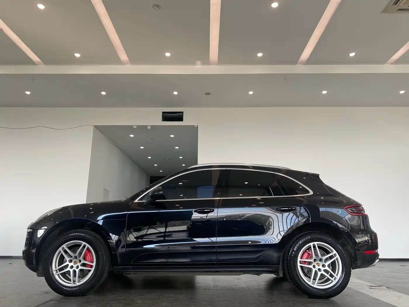 Porsche Macan 2017 Macan 2.0T фото 10