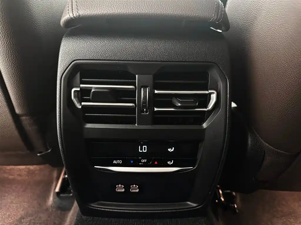 BMW 3 Series 2023 320Li M Sport Package фото 17